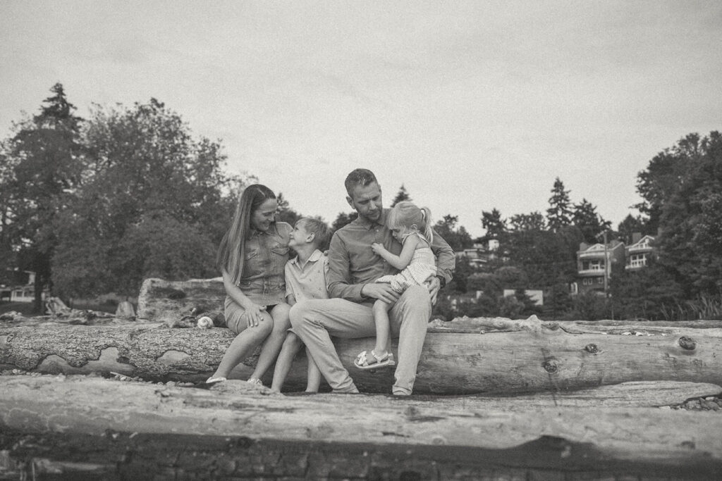 family photos at beach in west seattle