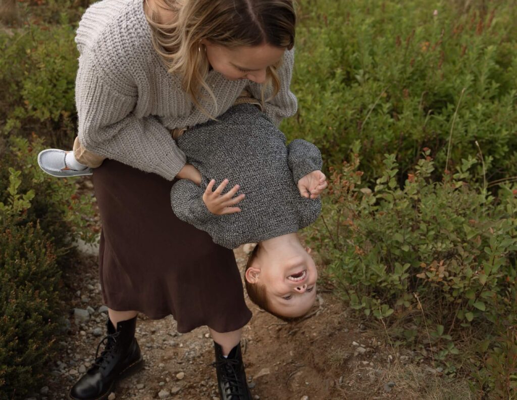 candid seattle family photographer