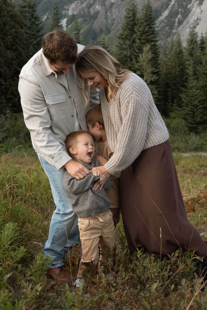 seattle candid family photographer