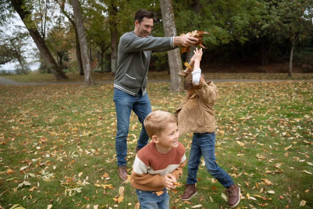 family photoshoot at seward park